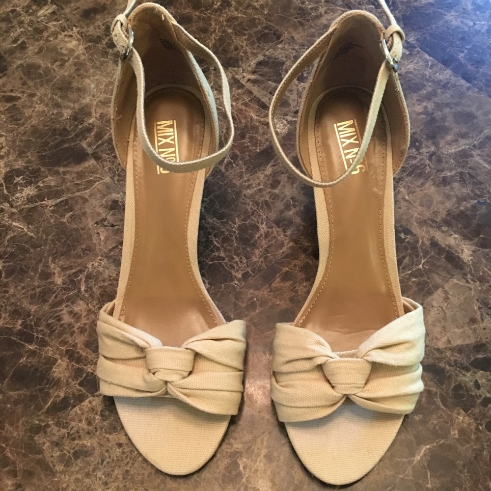 New Cream Wedges, Size 9.5